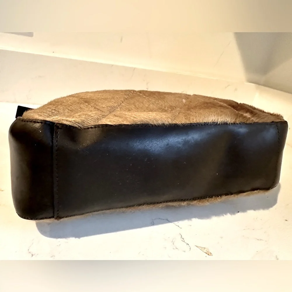 Saks Fifth Avenue Fur and leather Handbag - Picture 3 of 7